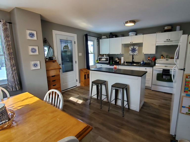 5124 hwy 138, apt.A