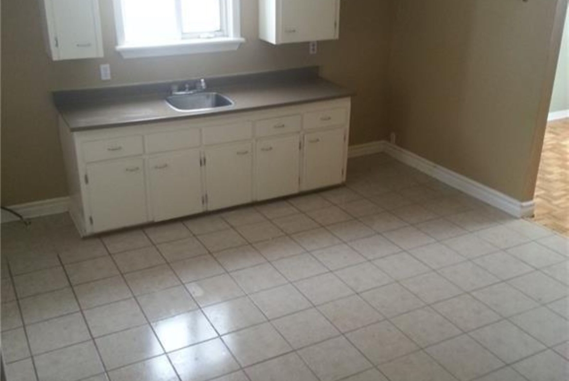 1117 Ontario