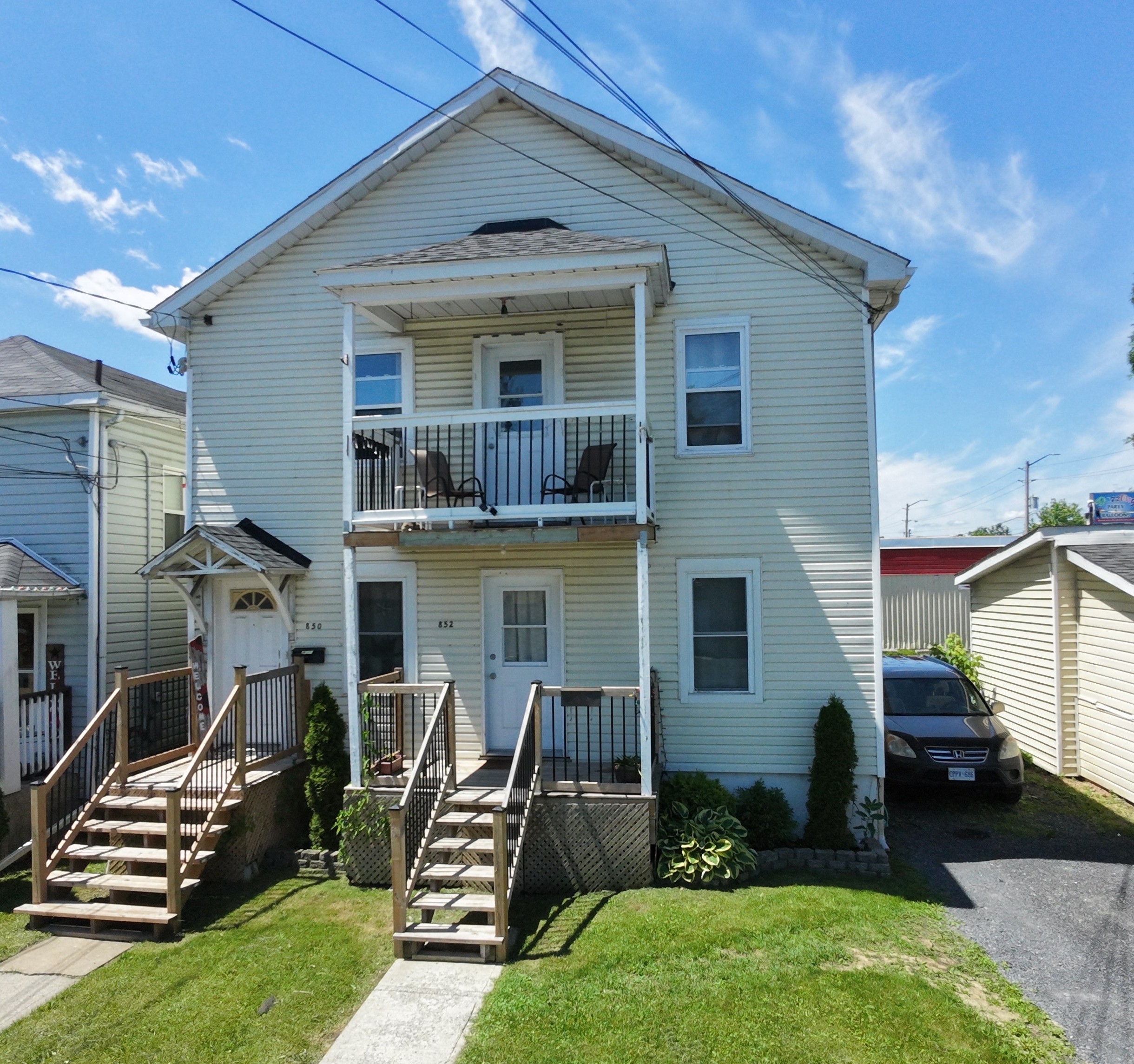 Front of the house 852 Bedford